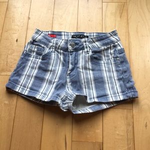 White striped light washed short denim shorts